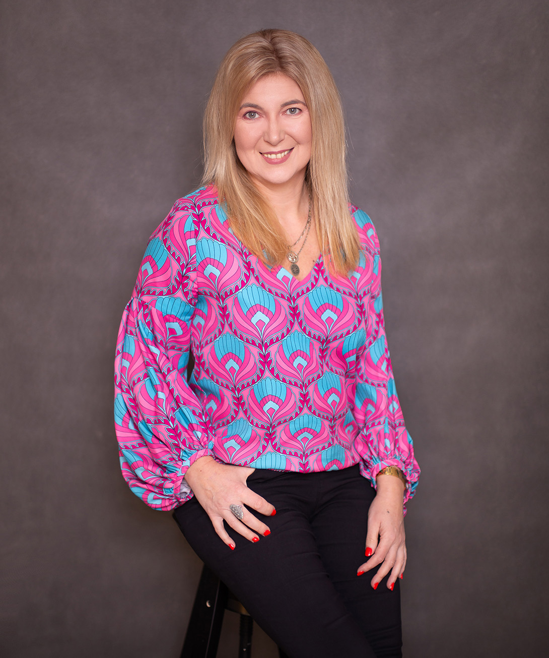 Ustawienia Systemowe Uczelnia Świadomego Terapeuty 38 Małgorzata IRI Jakubowska, prowadząca zajęcia Ustawień Systemowych